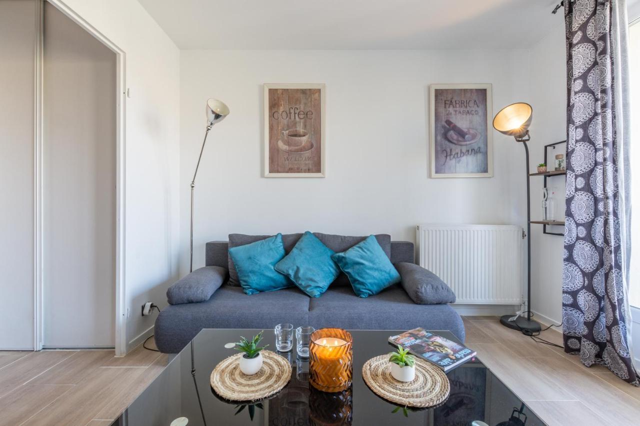 Family Travel Paris Apartment Bussy-Saint-Georges Exterior photo